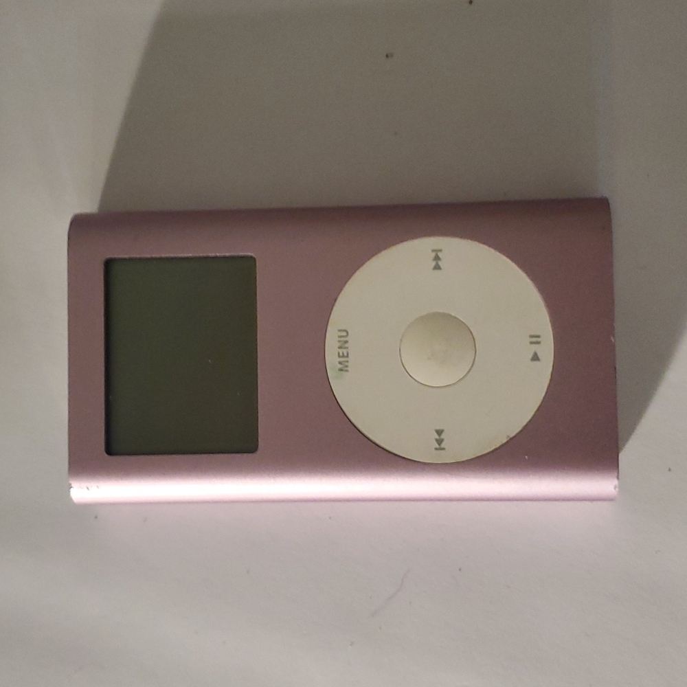 Pink Apple Ipod Mini
